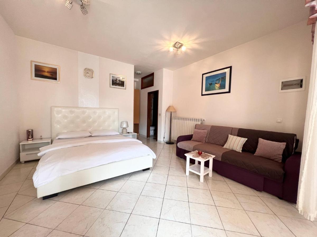 Apartments Tereza Novigrad  Exterior photo
