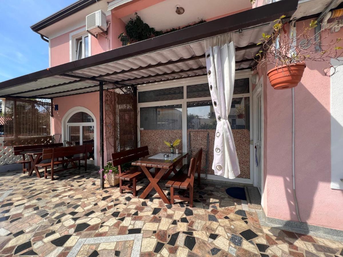 Apartments Tereza Novigrad  Exterior photo
