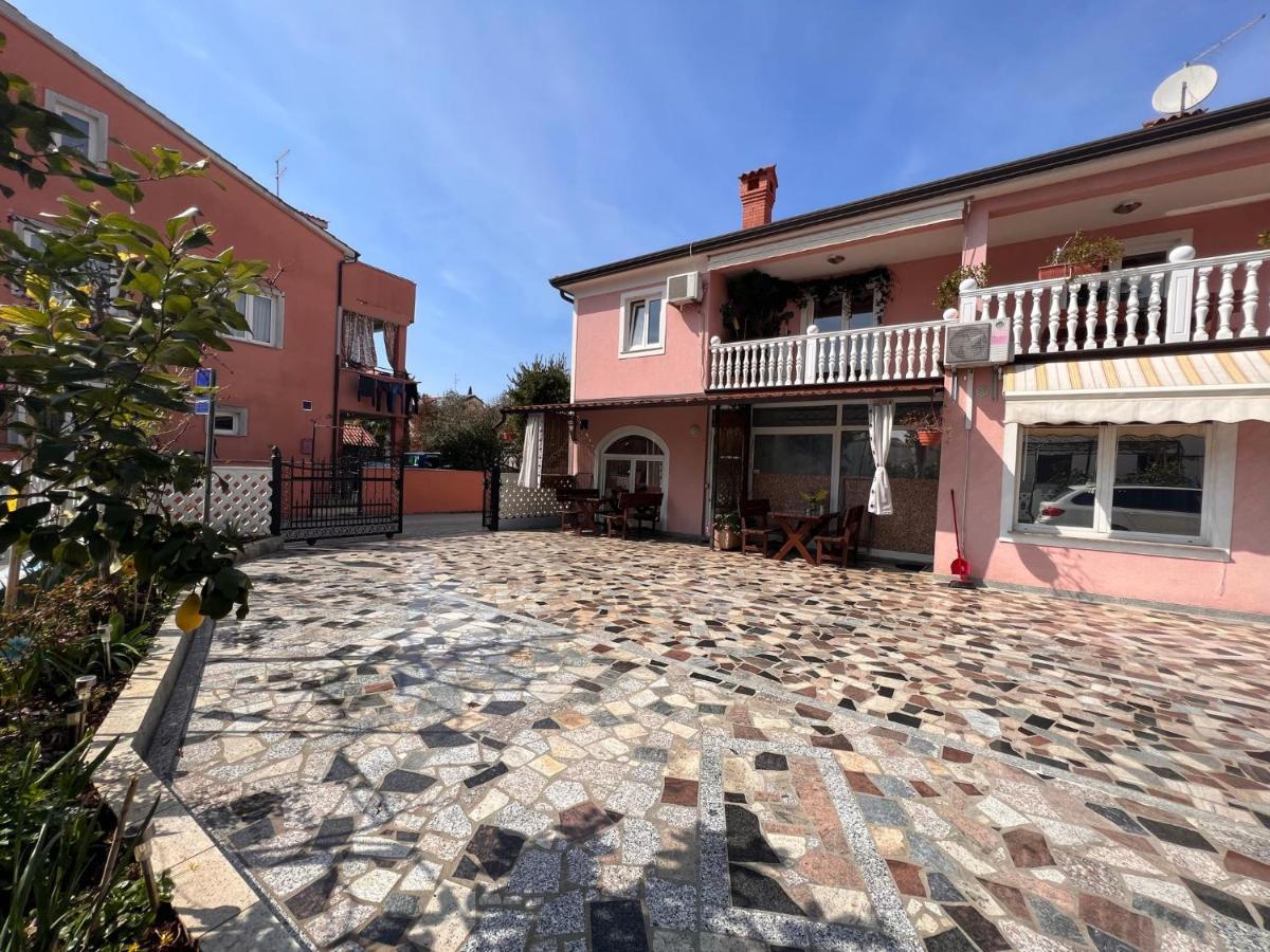 Apartments Tereza Novigrad  Exterior photo