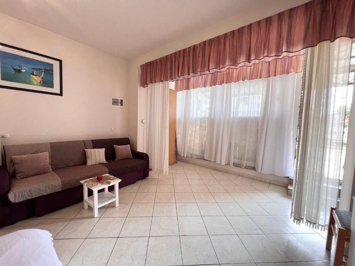 Apartments Tereza Novigrad  Exterior photo